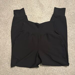 Old Navy joggers, size small.